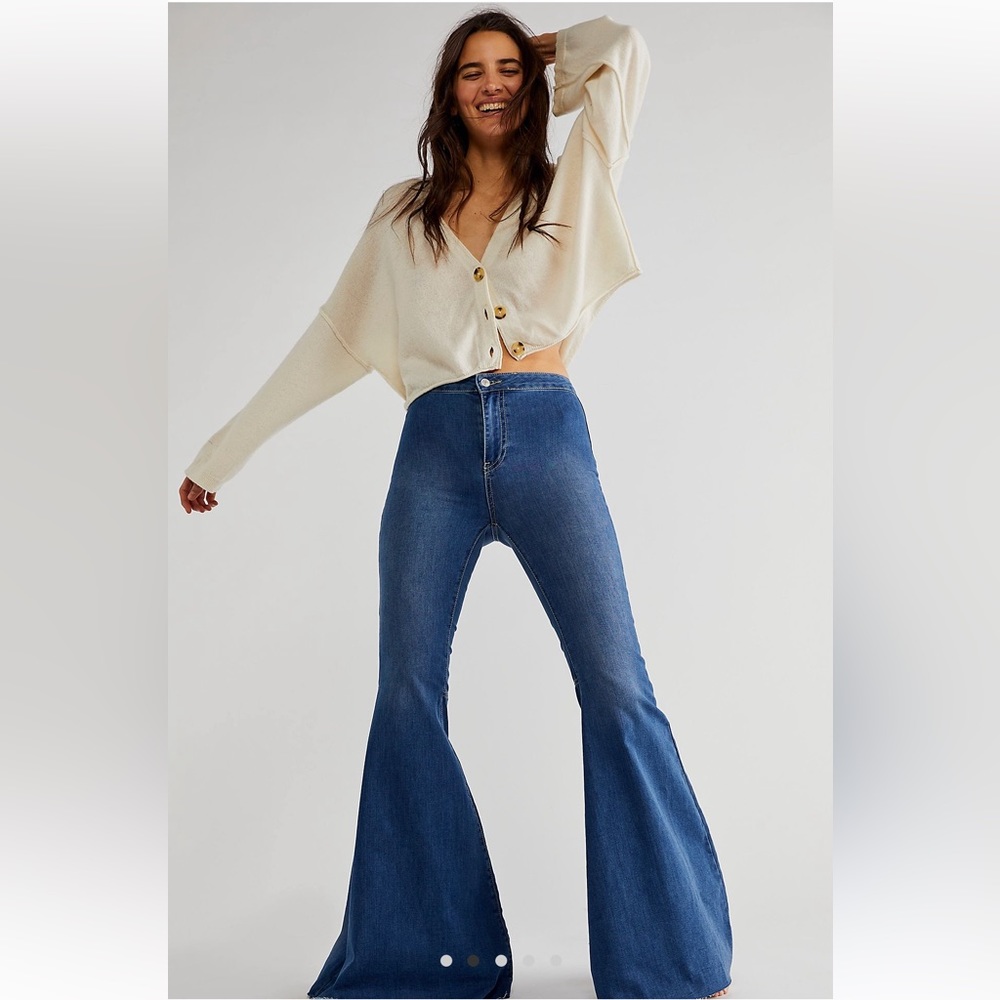 🏷NWT Free People Float on Flare Denim Jeans